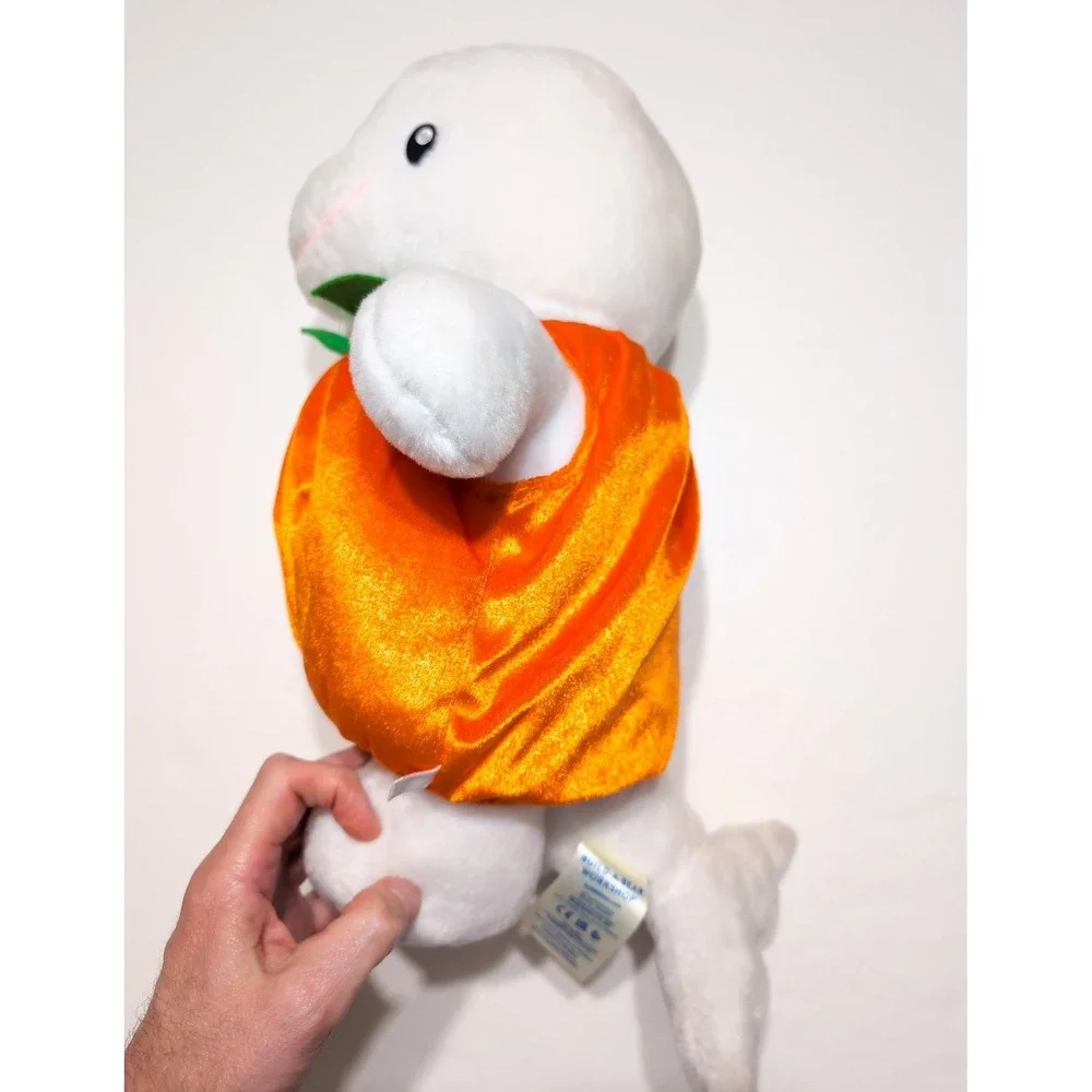 BUILD-A-BEAR Workshop Sea World Beluga Whale Halloween Pumpkin Jack O Lantern